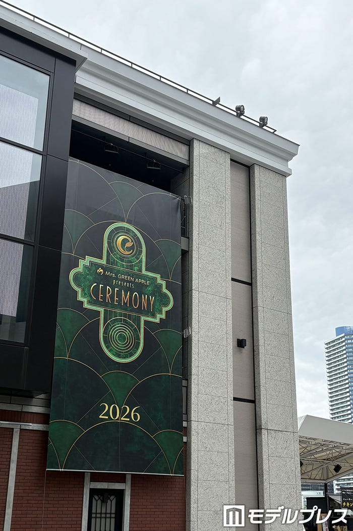 Mrs. GREEN APPLE presents 「CEREMONY」会場外の様子(C)モデルプレス