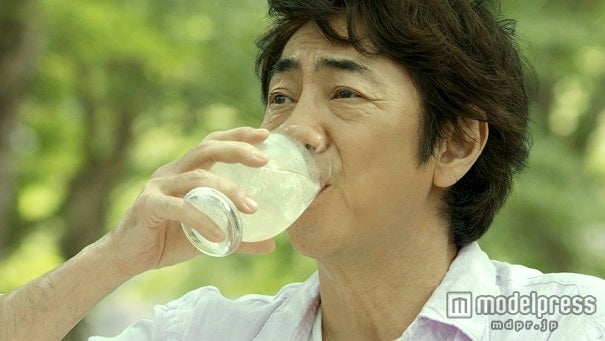 市村正親／「キリンワインカクテル ワインスプリッツァ」新テレビCMより