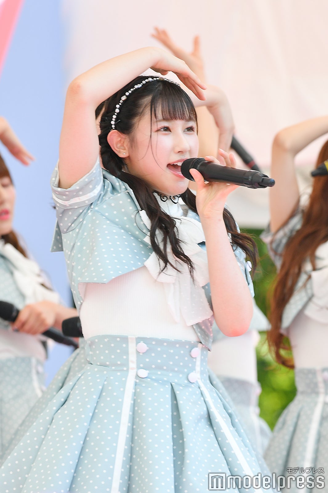 ＝LOVE（C）モデルプレス