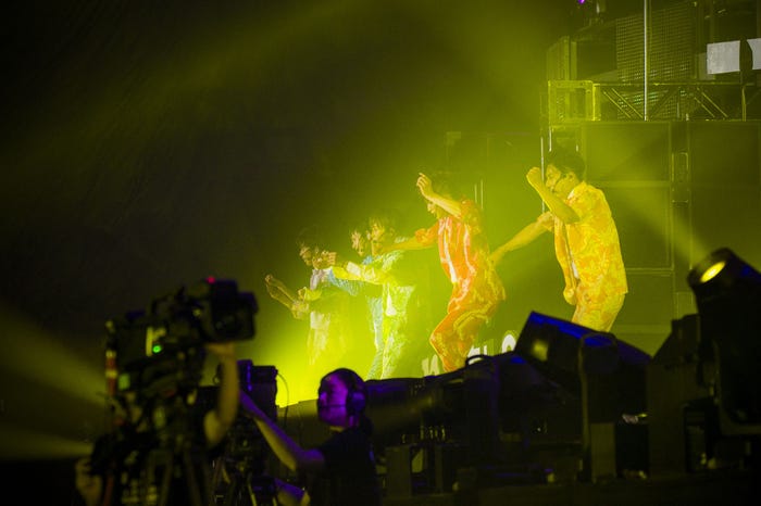 超特急/photo:米山三郎(SignaL)