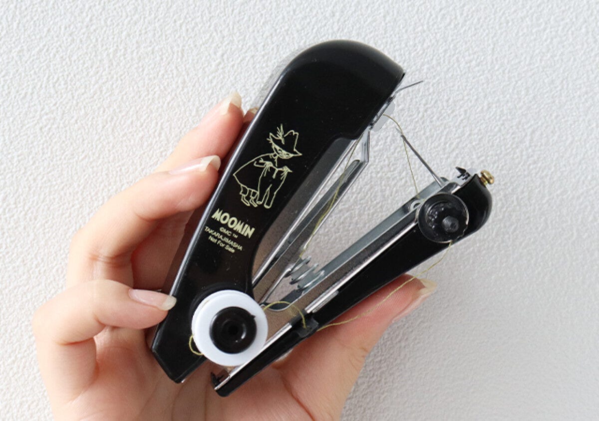 宝島社 雑誌付録 モノマスター3月号増刊 ムーミン スナフキン ハンディ・ミシンと巾着セット 宝島社雑誌付録モノマスター3月号増刊のムーミンのスナフキンハンディ・ミシンと巾着セット9