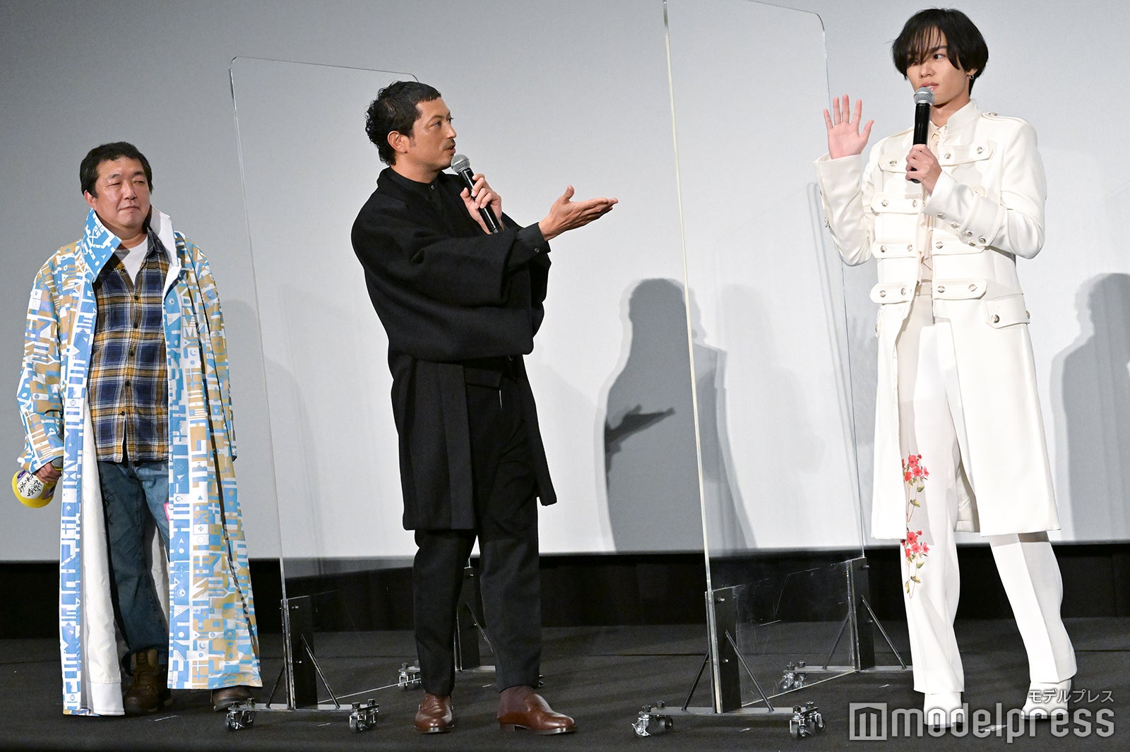 木村ひさし監督、池内博之、川村壱馬 （C）モデルプレス