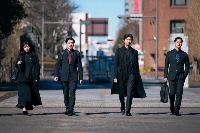 上白石萌歌、間宮祥太朗、仲村トオル、三山凌輝「イグナイト -法の無法者-」第1話(C)TBS