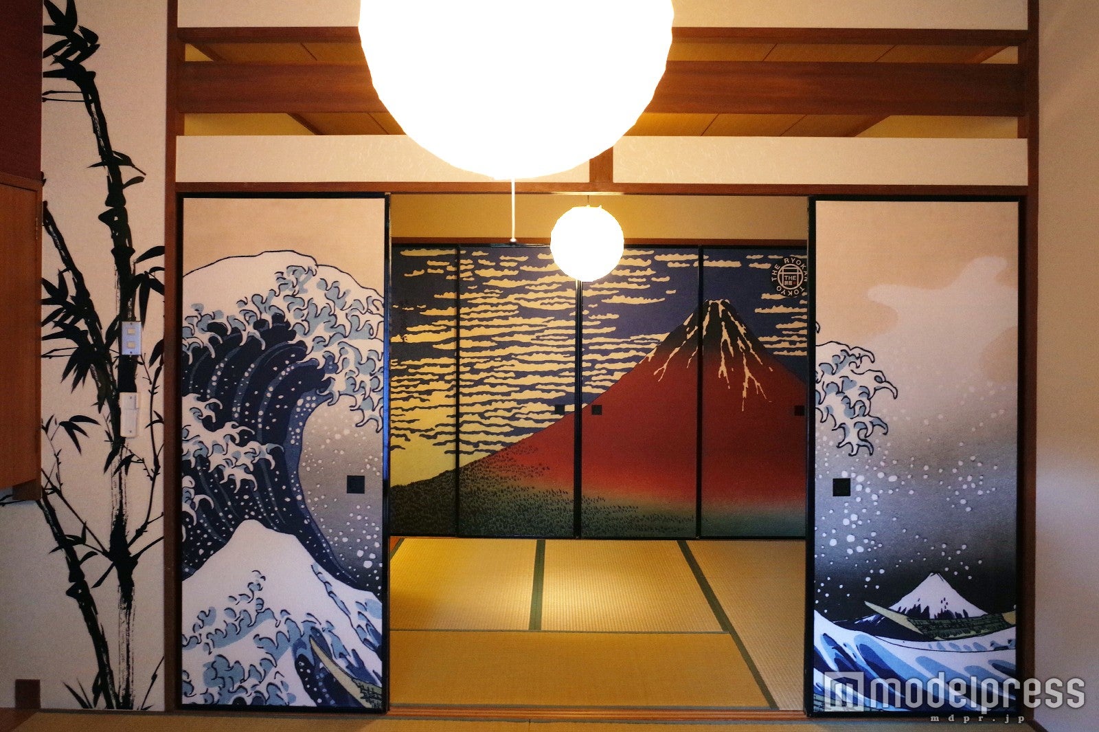 6人部屋（C）モデルプレス