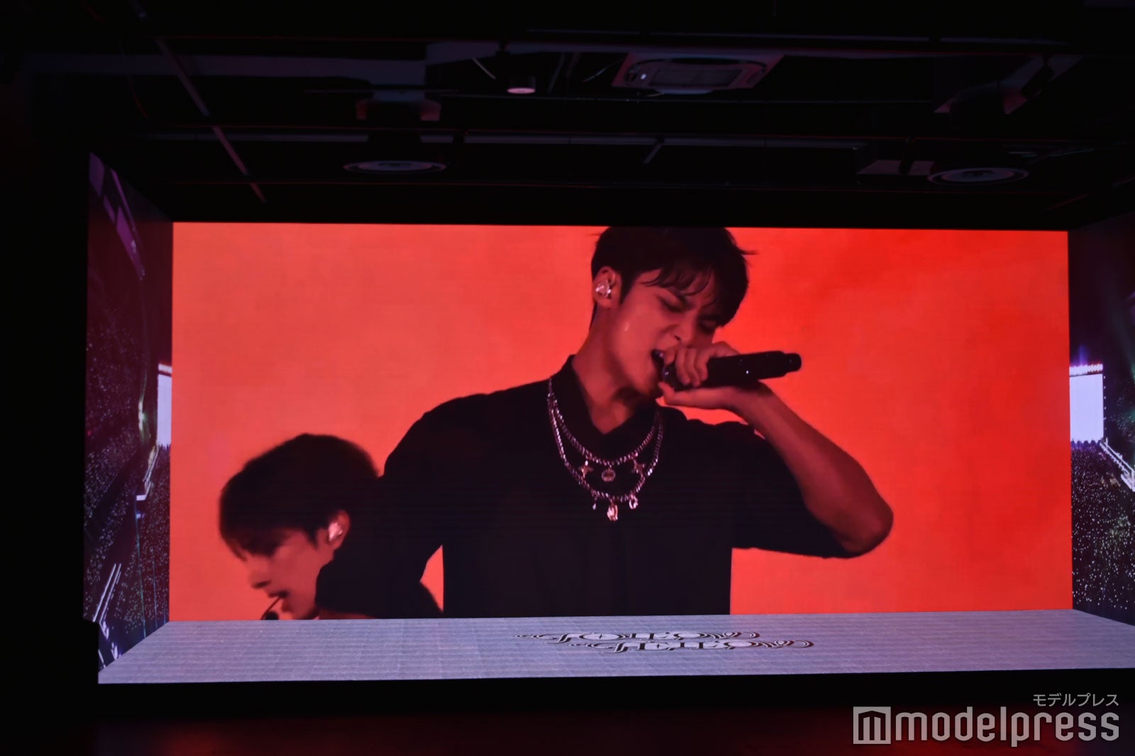 MINGYU／SEVENTEEN「Introduction」での映像（C）モデルプレス