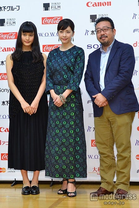 (左から)橋本愛、竹内結子、中村義洋監督