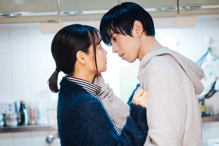 久保乃々花、京典和玖『恋愛ドラマな恋がしたい~KISS or kiss~』(C)AbemaTV, Inc.