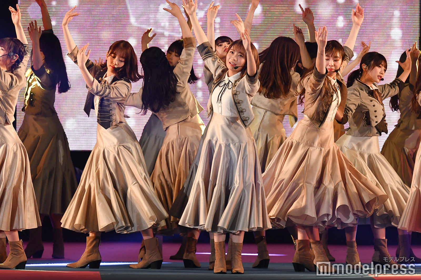 乃木坂46（C）モデルプレス