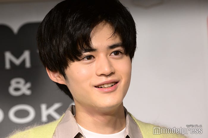 鈴鹿央士(C)モデルプレス