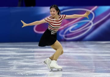中井亜美が圧巻五輪デビュー 今季世界2位78.71点 笑顔はじけた！トリプルアクセル軽やかに成功！浅田真央さんに憧れた17歳が夢舞台で躍動 五輪で最年少3A成功者に