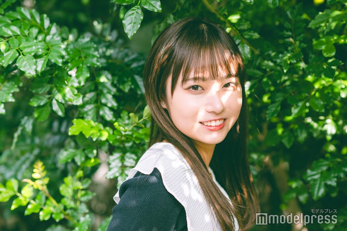 夏坂結名さん(C)モデルプレス