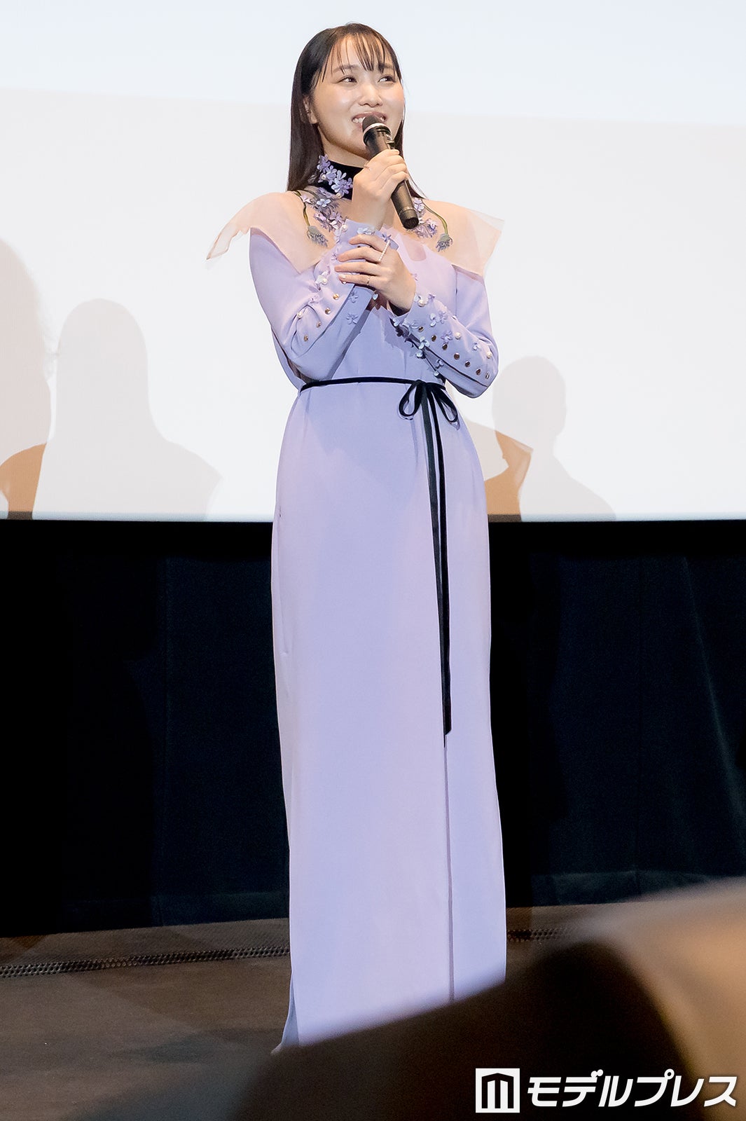 菅井友香（C）モデルプレス