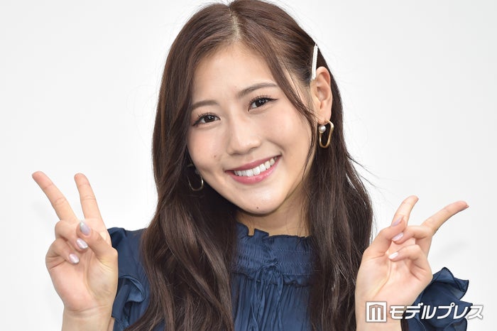 西野未姫、1歳長女とのお散歩ショット公開「顔がそっくり」「美人親子」と反響