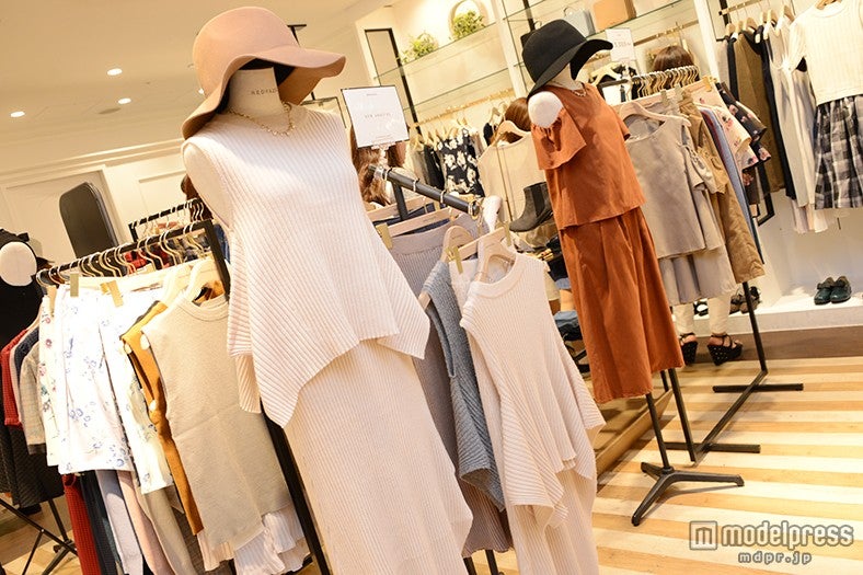 “色っぽガーリー”なスタイルを提案