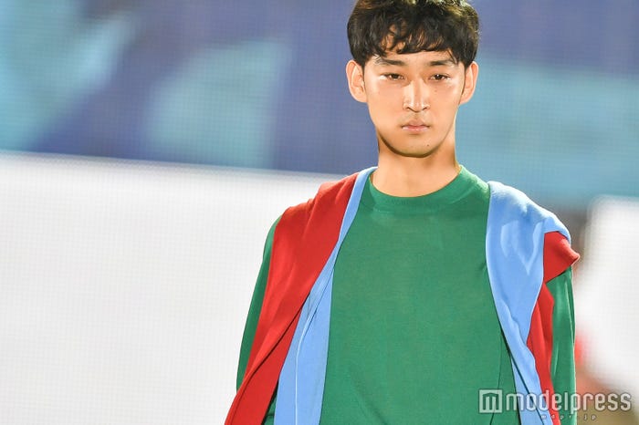 上杉柊平(C)モデルプレス