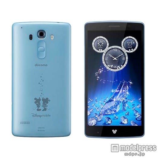 裏側のケースを外して差し替えが可能