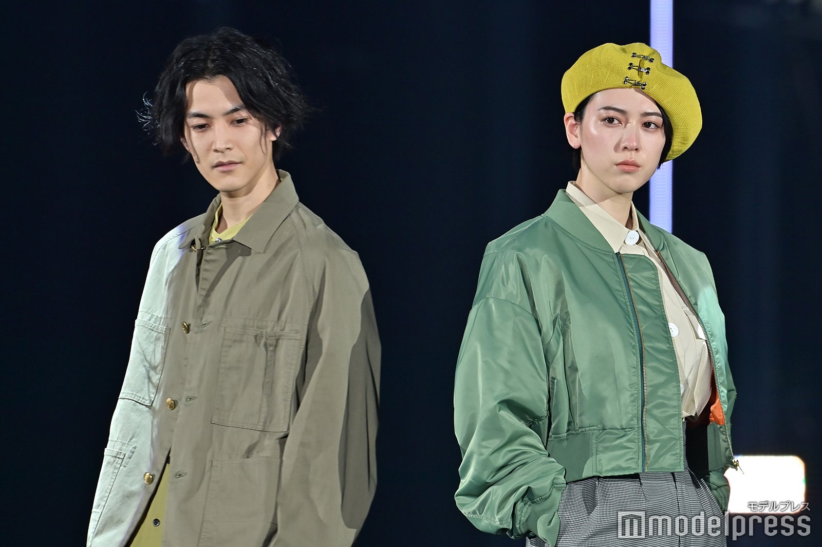 渡邊圭祐＆三吉彩花（C）モデルプレス