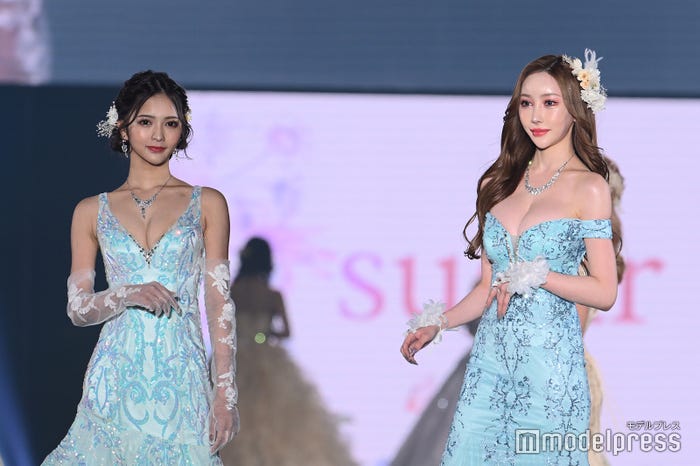 せりな、AI「関コレ 2023 S/S」より(C)モデルプレス