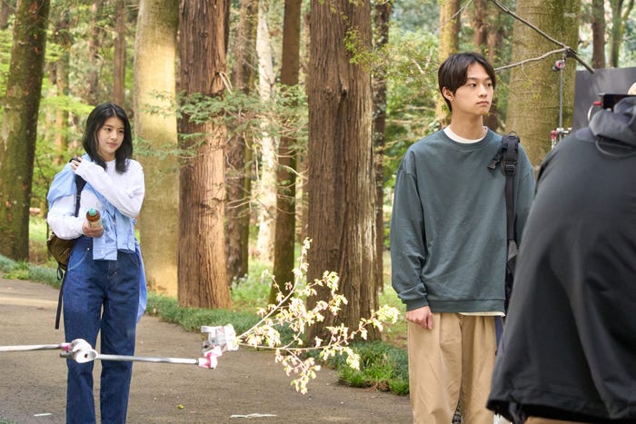 (左から)出口夏希、青山凌大(提供写真)