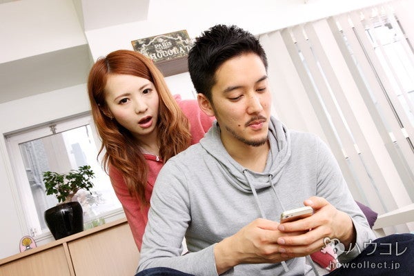 彼氏が浮気している可能性大 あやしい 携帯電話の使い方 4つ モデルプレス 彼氏が浮気している可能性大 あやしい 携帯電話の使い方 4つ モデルプレス