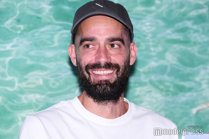 YOSIGO氏(C)モデルプレス