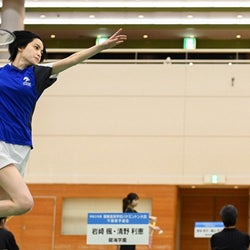 平手友梨奈演じる楓の“華麗なるジャンピングスマッシュ”に目を奪われる!「感動した」