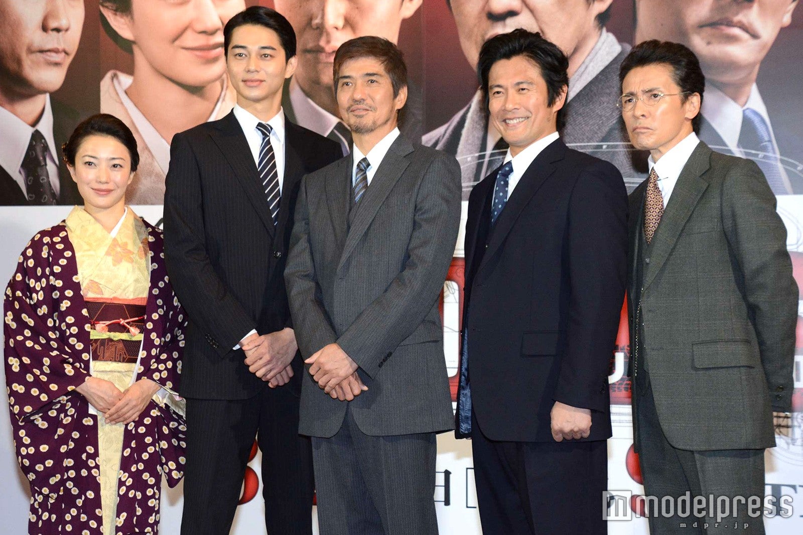 （左から）菅野美穂、東出昌大、佐藤浩市、内野聖陽、郷ひろみ （C）モデルプレス
