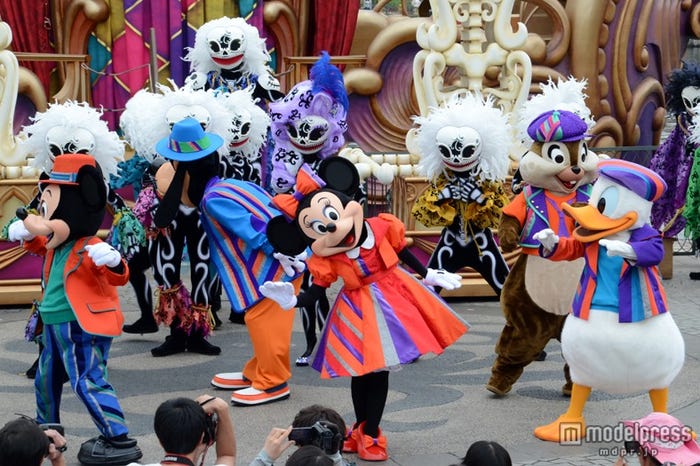 新プログラム「ウェルカム・スケルトン・フレンズ」/ミニー