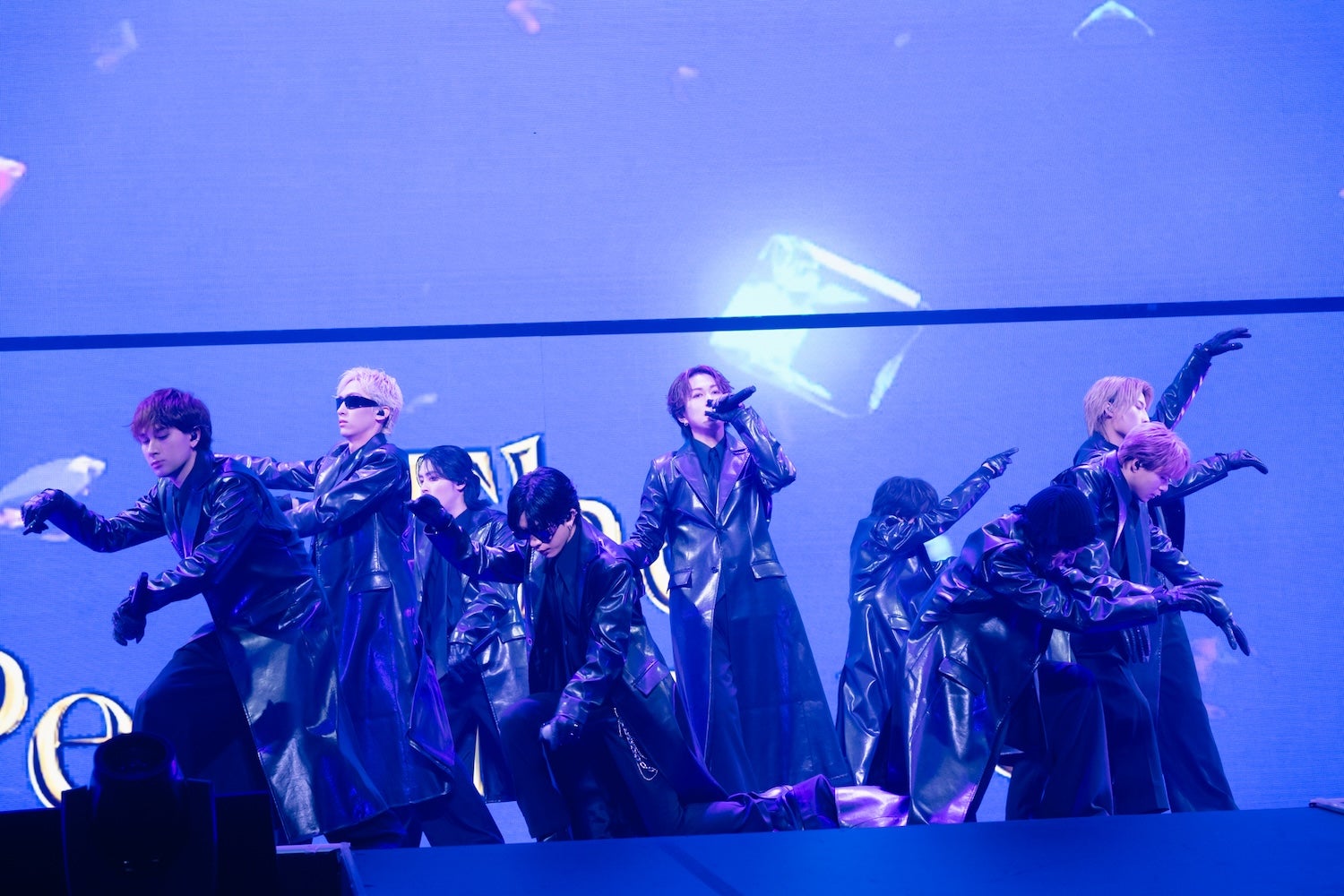 SUPER★DRAGON 撮影：田中聖太郎写真事務所