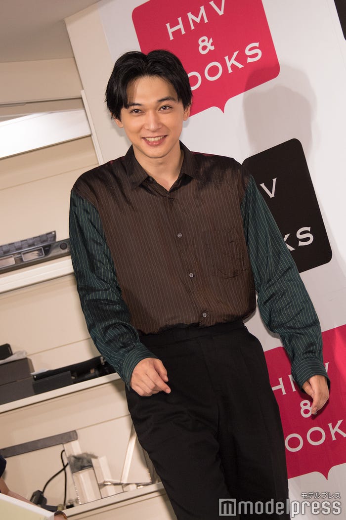 メディアの多さに驚く吉沢亮 (C)モデルプレス