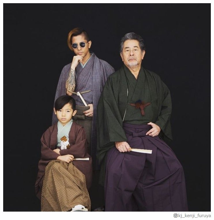 Dragon Ash降谷建志、父・古谷一行さん追悼「親父の息子にしてくれてありがとう」親子3世代袴ショット公開