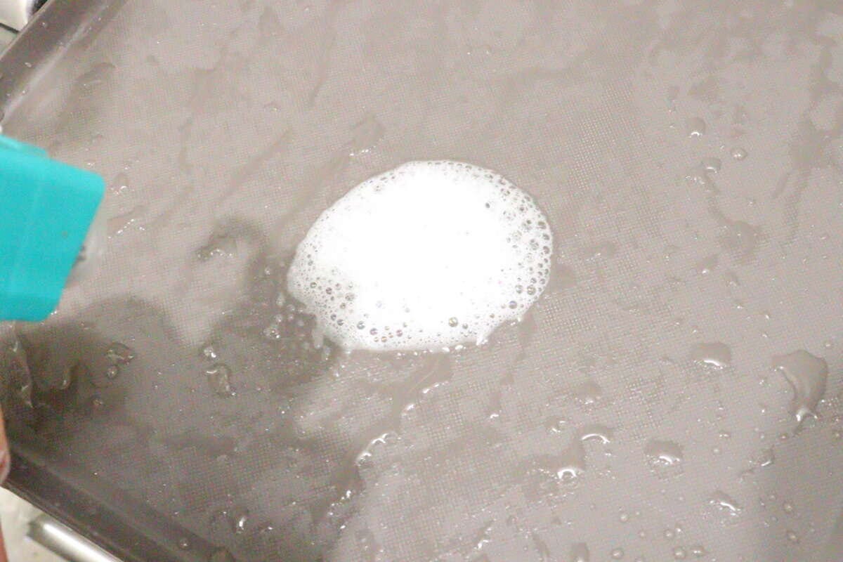 フチ付き抗菌まな板　漂白可能