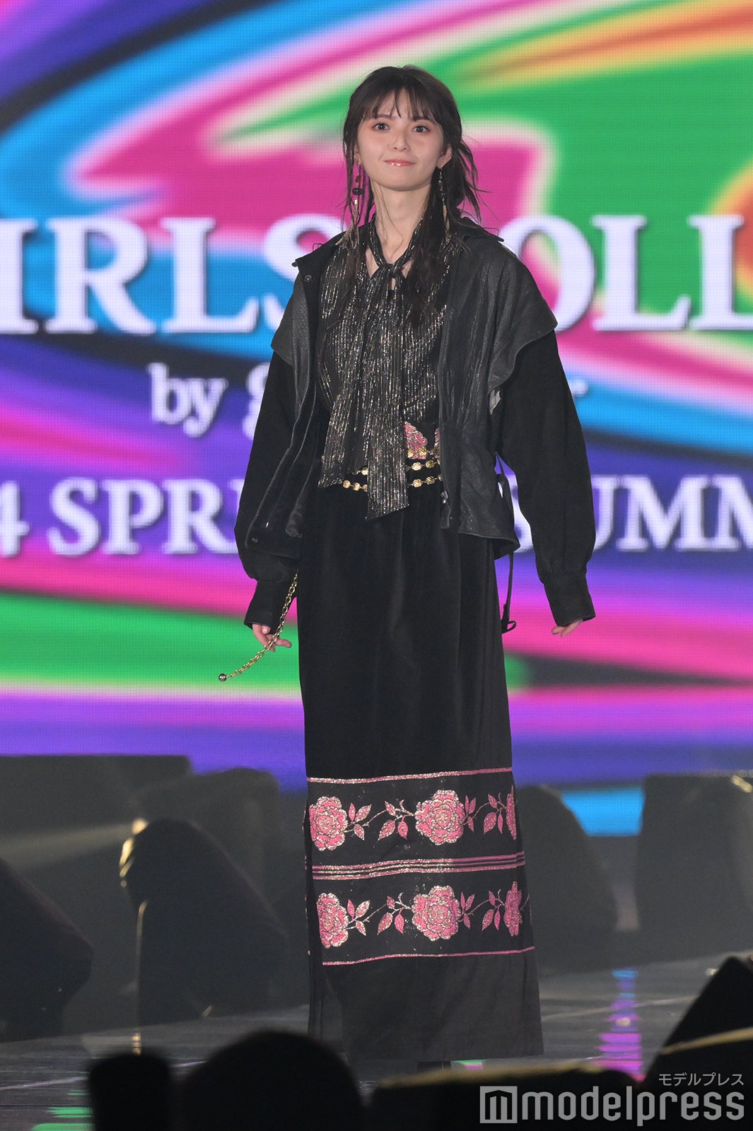 （C）モデルプレス