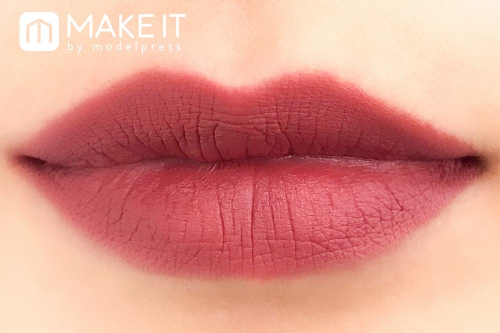 ルージュ アンリミテッド アンプリファイド マット／AM WN 294使用 (C)メイクイット