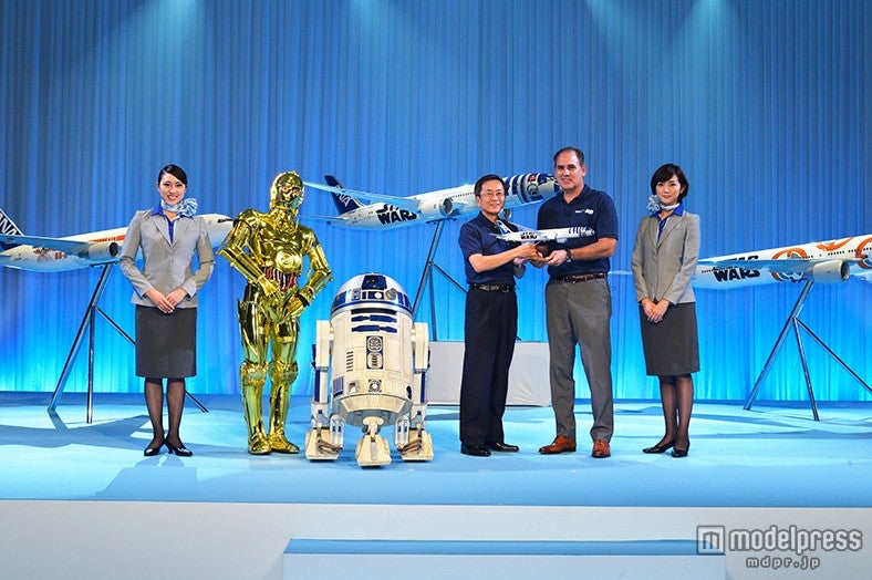 「スター・ウォーズ」新塗装機が登場　世界初の試みが続々