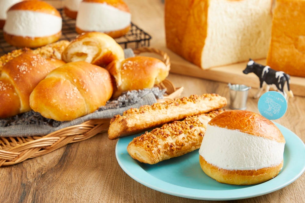 生クリーム専門店「ミルク」大阪難波にベーカリー併設店、究極の生クリームパンやソフトクリーム