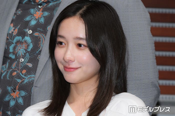 堀田真由(C)モデルプレス