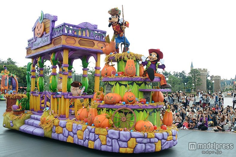 パレード「ハッピーハロウィーンハーベスト」