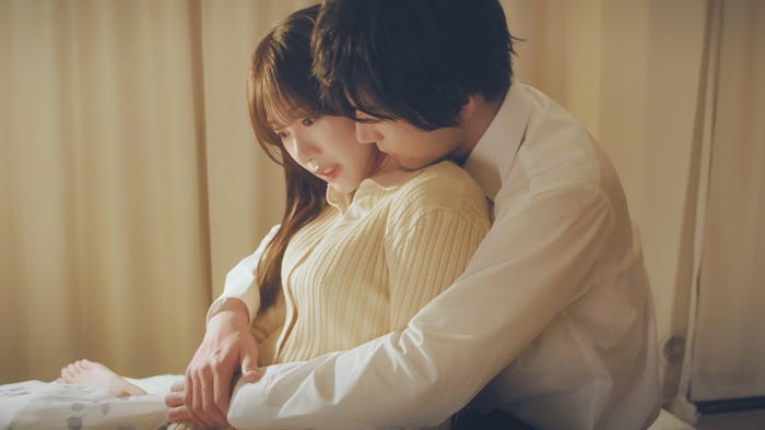 横野すみれ、宮澤佑「犬飼さんは隠れ溺愛上司」(C)「犬飼さんは隠れ溺愛上司」製作委員会