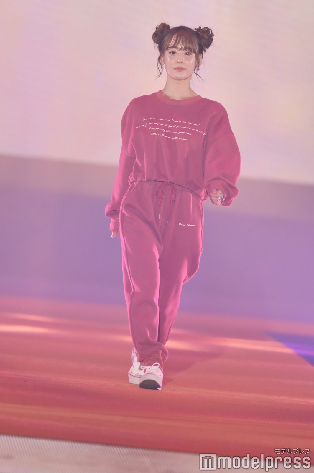 （C）モデルプレス