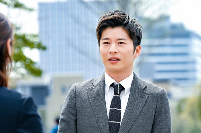 田中圭/「持続可能な恋ですか?~父と娘の結婚行進曲~」第4話より(C)TBS