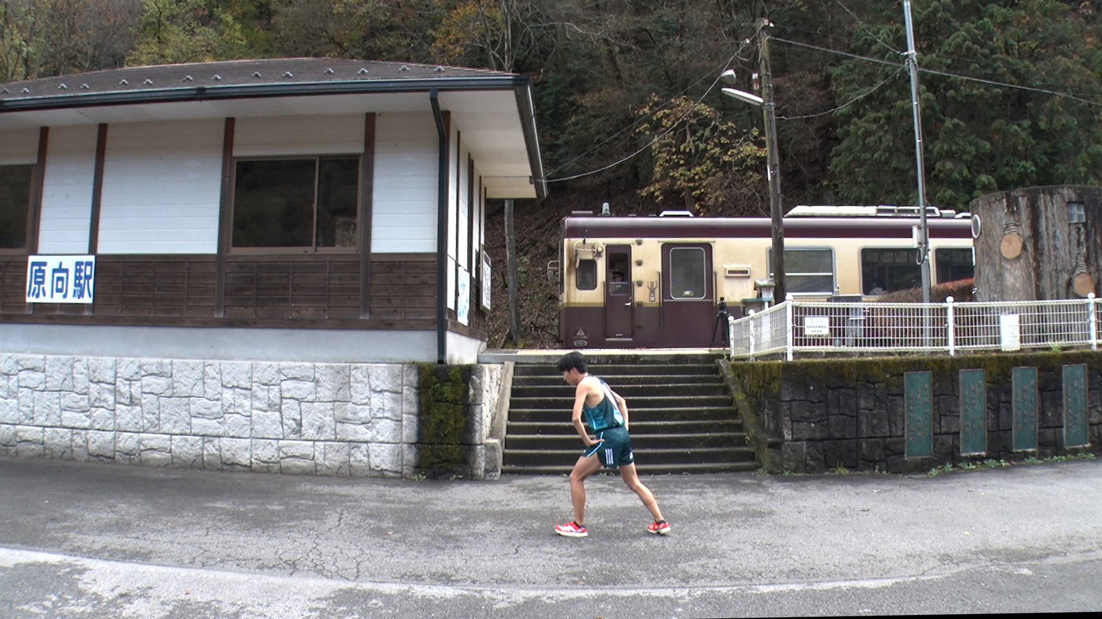 「ウルトラマンDASH」リレー対決（C）日本テレビ