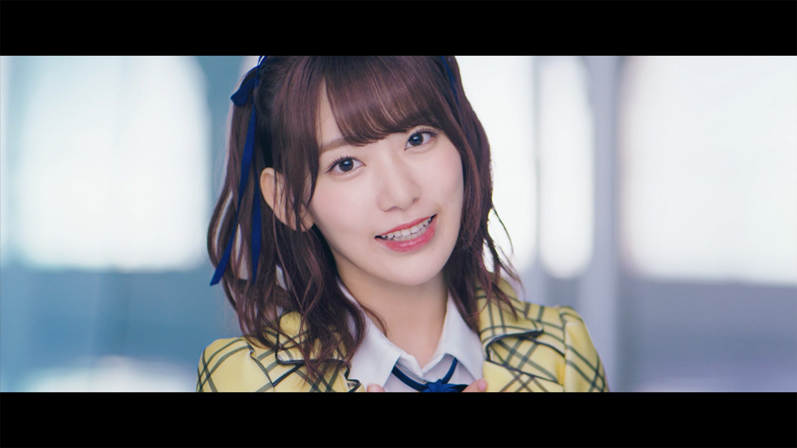 AKB48「センチメンタルトレイン」MVより（C）AKS／キングレコード