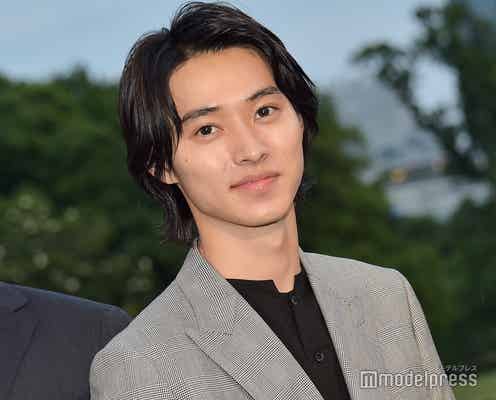 「山崎賢人ファンの皆さん、こんなやつなんです」森の中での舞台挨拶でパニック?<羊と鋼の森>