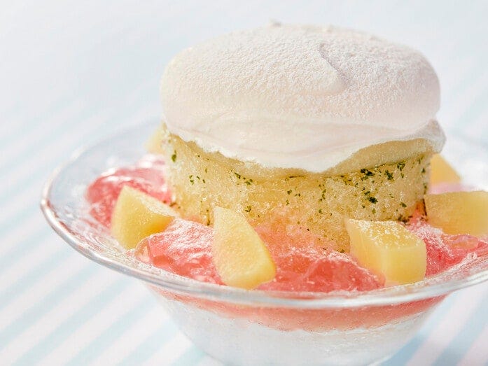 横浜東急REIホテル　爽快かき氷「ピ・ピ・ピーチ ミント」（ランチ 1200円／ディナー 1320円）※税・ディナーのみサービス料込（提供画像）
