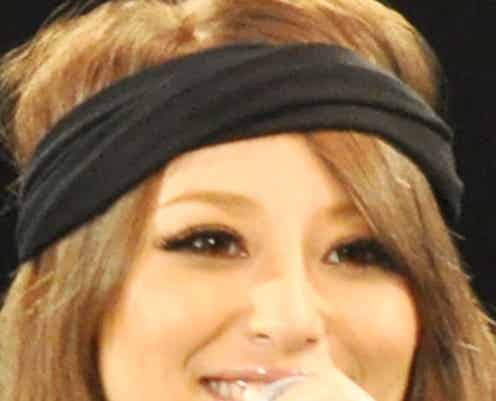人気セレブモデル山本優希が、イケメン俳優の夫を公開