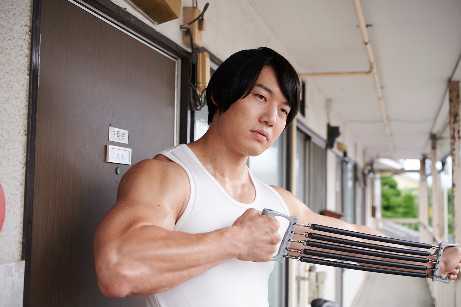 青木マッチョ「法廷のドラゴン」第4話（C）「法廷のドラゴン」製作委員会