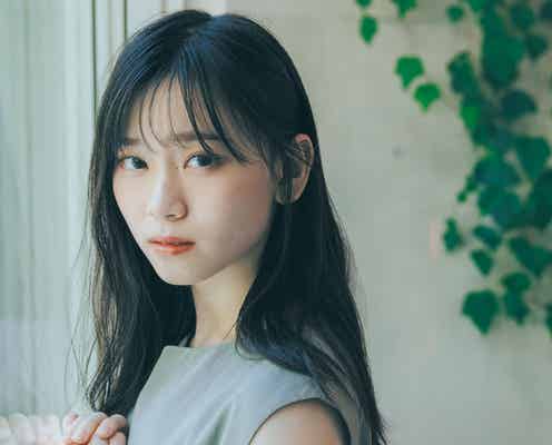 櫻坂46山下瞳月、雑誌初ソロ表紙で白肌輝く 三期生全員での“最後のチャンス”語る
