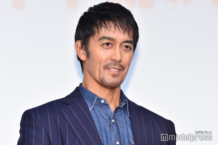 阿部寛(C)モデルプレス