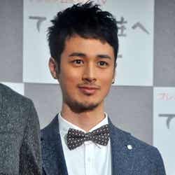 夕輝壽太